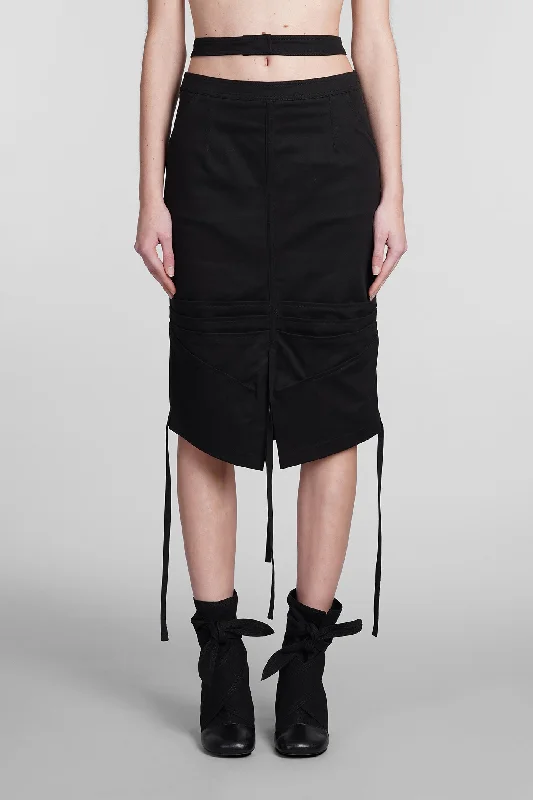 Skirt in black cotton