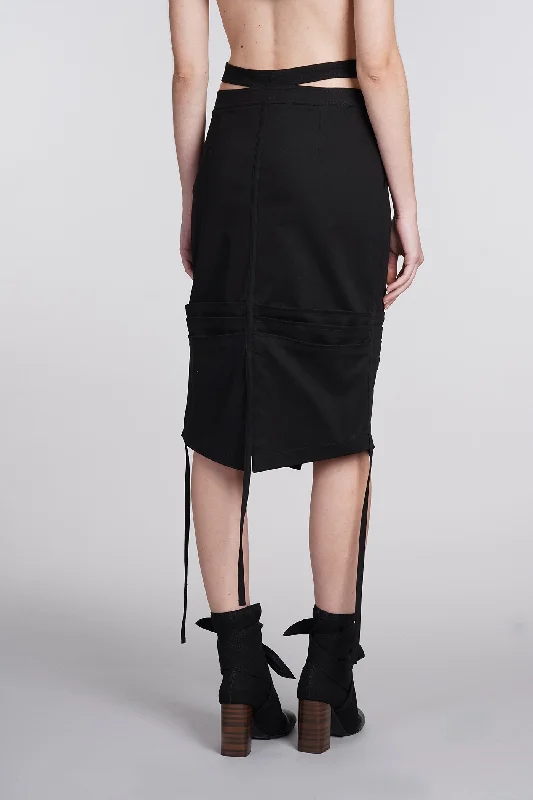 Skirt in black cotton