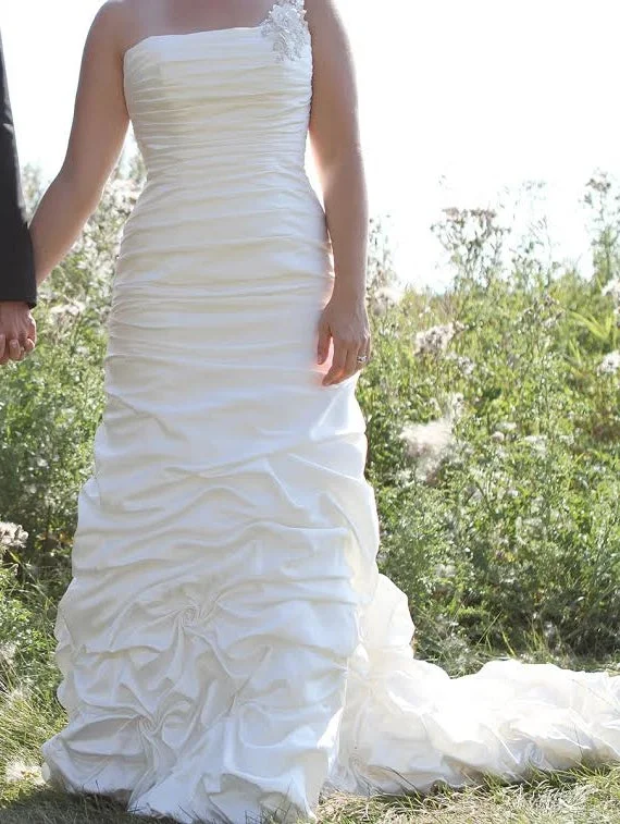 Amazing Prices You Can’t Resist!Alfred Sung 6830