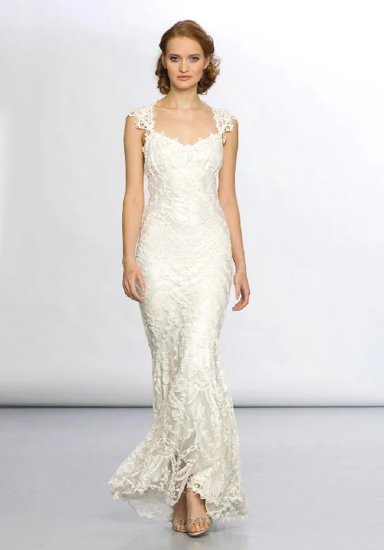 Time to Snag a Bargain!Claire Pettibone Chantilly