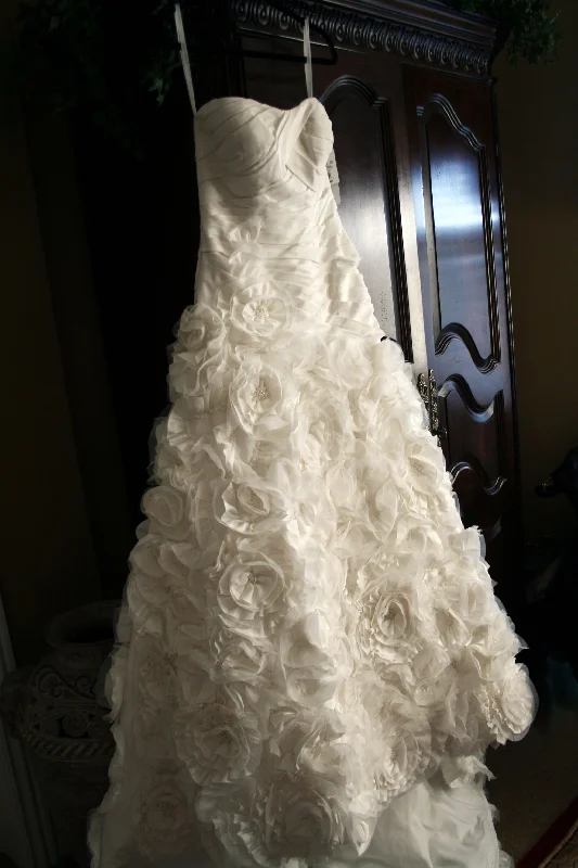 Grab Yours Before It’s Too Late!David's Bridal Taffeta Ball Gown with Floral Appliques Sv415