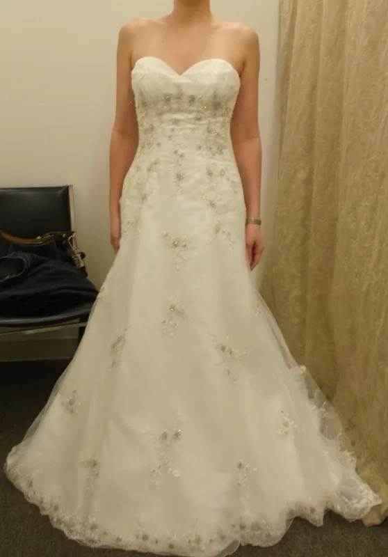 Find Your Perfect Deal Today!Demetrios Demetrios beaded gown
