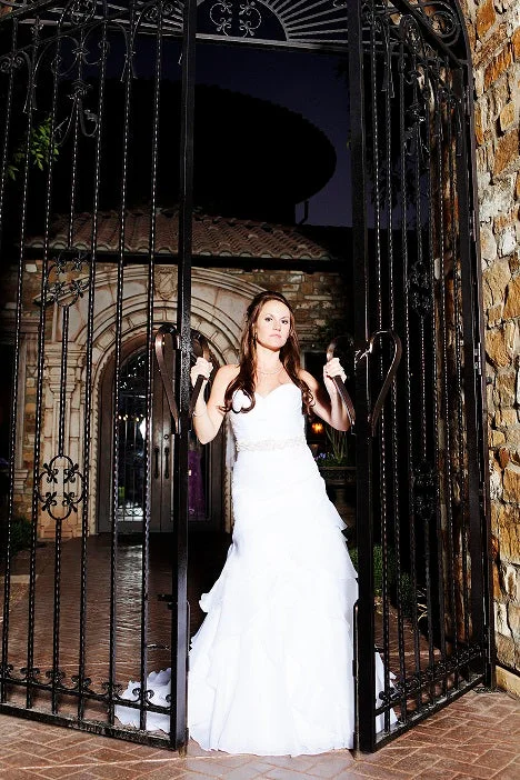 Steals and Deals Await!Demetrios IL3137