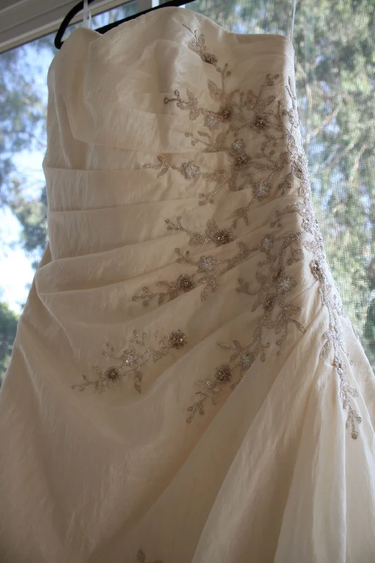 Unbeatable Prices!Demetrios Sesnsualle