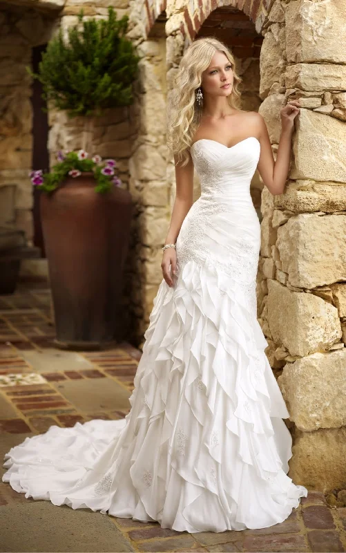 Bigger Savings, Better Shopping!Essense of Australia Ella 5638