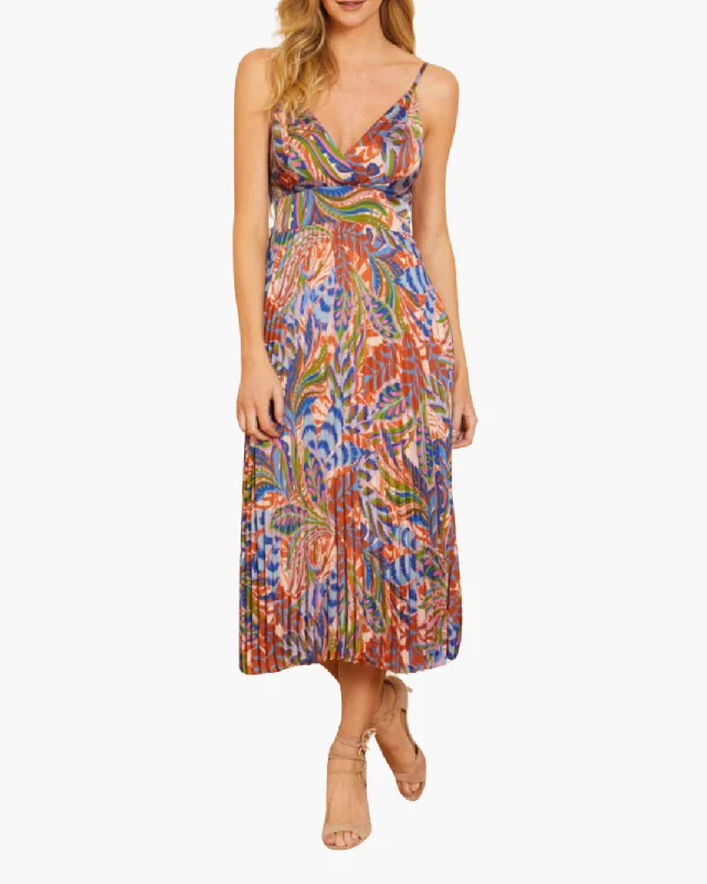 Get the Best for Less!GENEVIEVE DRESS IN LA BOHEME