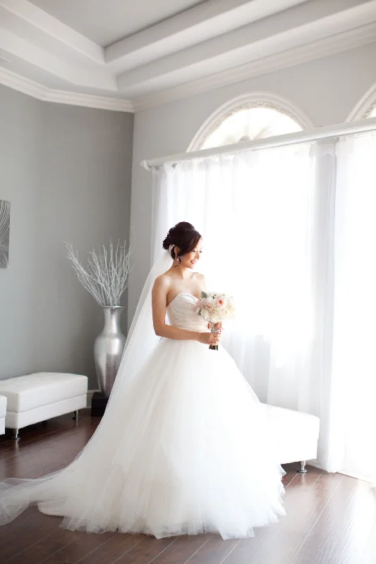 Incredible Savings Inside!Lazaro LZ3061 & LZ3108