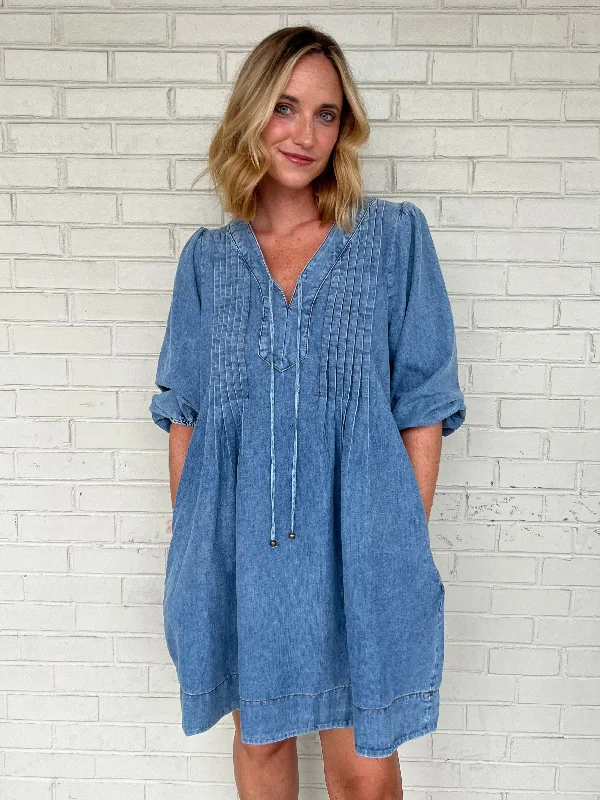 Best Offers of the Month!Made For The Weekend Dress