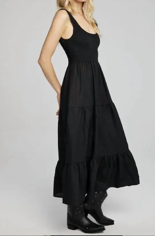 Lowest Prices Guaranteed!Memphis Midi Dress In Black
