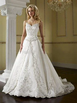 The Best Sale of the Year!Other Jasmine Haute Couture Size 6