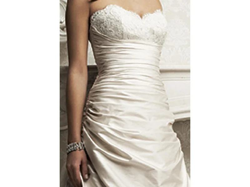 Save Up to 50% Off!Paloma Blanca 3802
