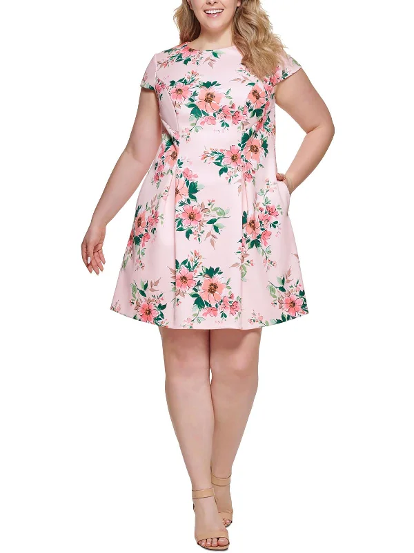 Grab Yours Before It’s Too Late!Plus Womens Floral Print Pleated Mini Dress