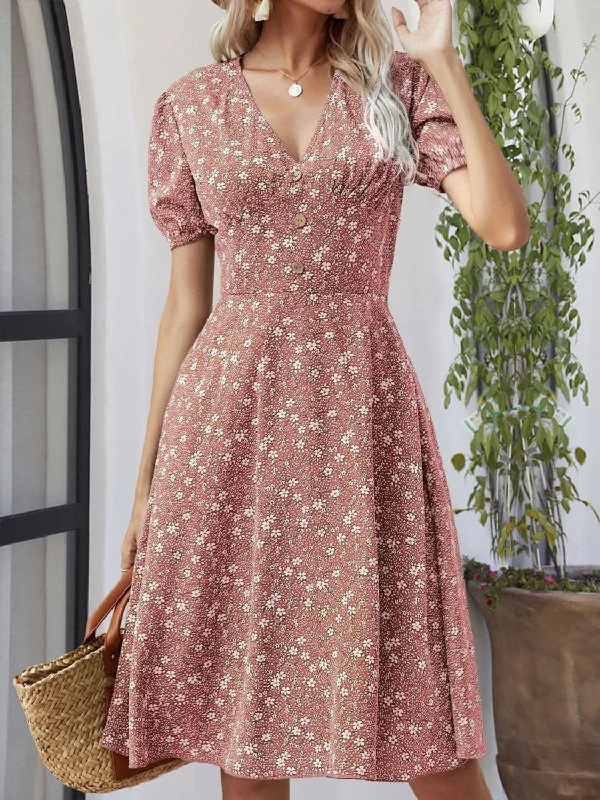 Shop Early, Save Big!Charming v-neck dress with prints