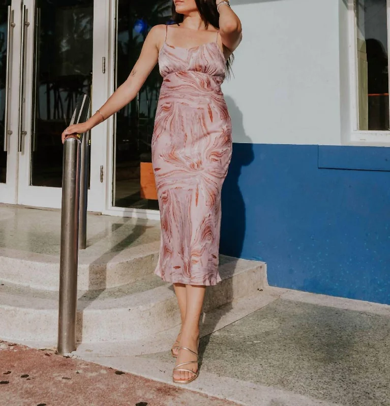 The Best Offers Are Here!Swirl Midi Dress In Pink