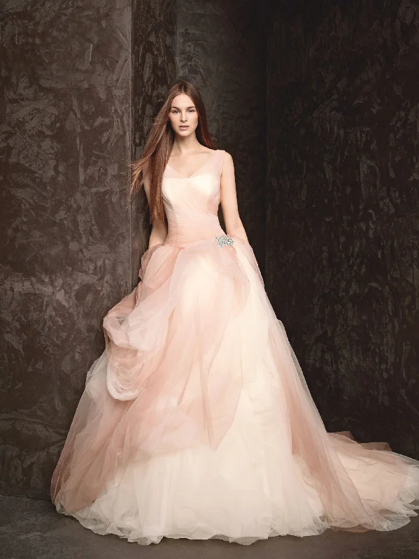 Flash Sale – Act Fast!Vera Wang VW351157