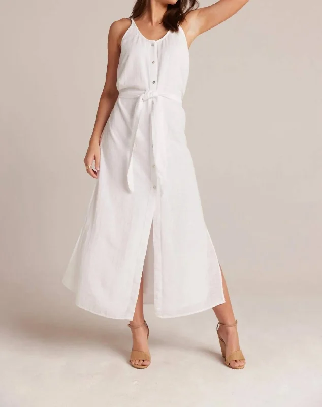 Find the Best Deals Here!Flowy Hem Maxi Dress In White