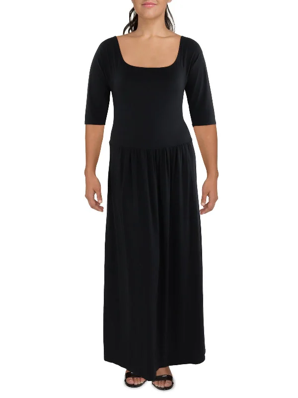 Find Your Perfect Deal Today!Plus Womens Full Length Pleated Maxi Dress