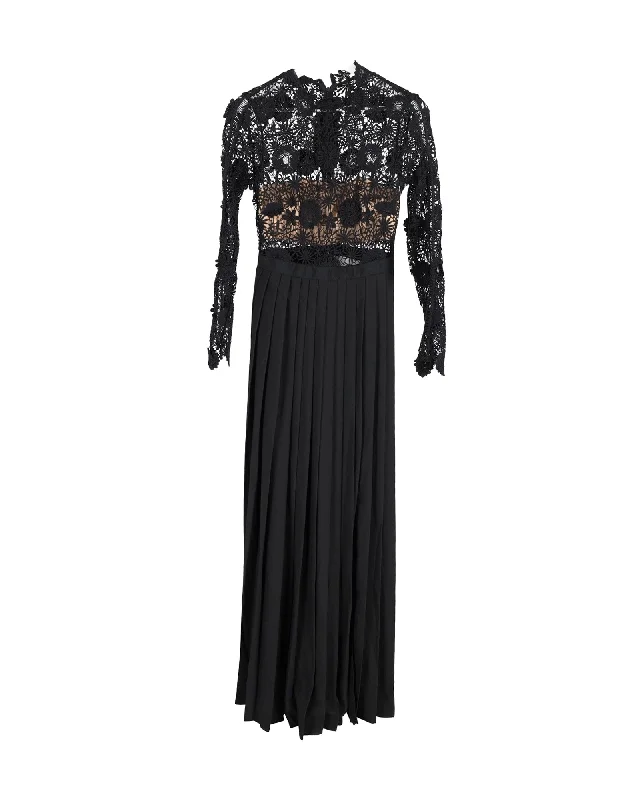Only a Few Left – Order Now!Self-Portrait Mia Lace Pleated Maxi Dress in Black Polyester Only a Few Left – Order Now!Self-Portrait Mia Lace Pleated Maxi Dress in Black Polyester