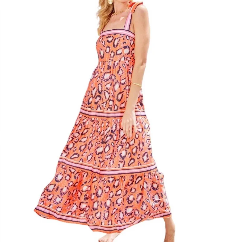 Today’s Deals, Tomorrow’s Regrets!Tiered Maxi Dress In Abstract Border
