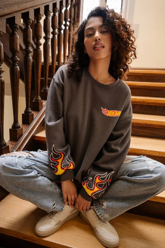 Unmissable Offers Await!Hot Wheels™ Graphic Oversized Fleece Sweatshirt