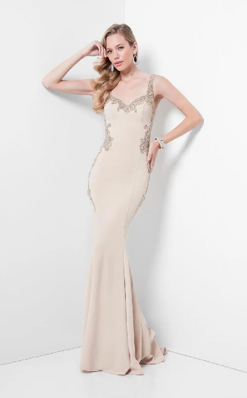 Unbeatable Prices!Unbeatable Prices!Terani Couture 1712E3268 Ornate Paneled Mermaid Gown - 1 pc Champagne In Size 4 Available