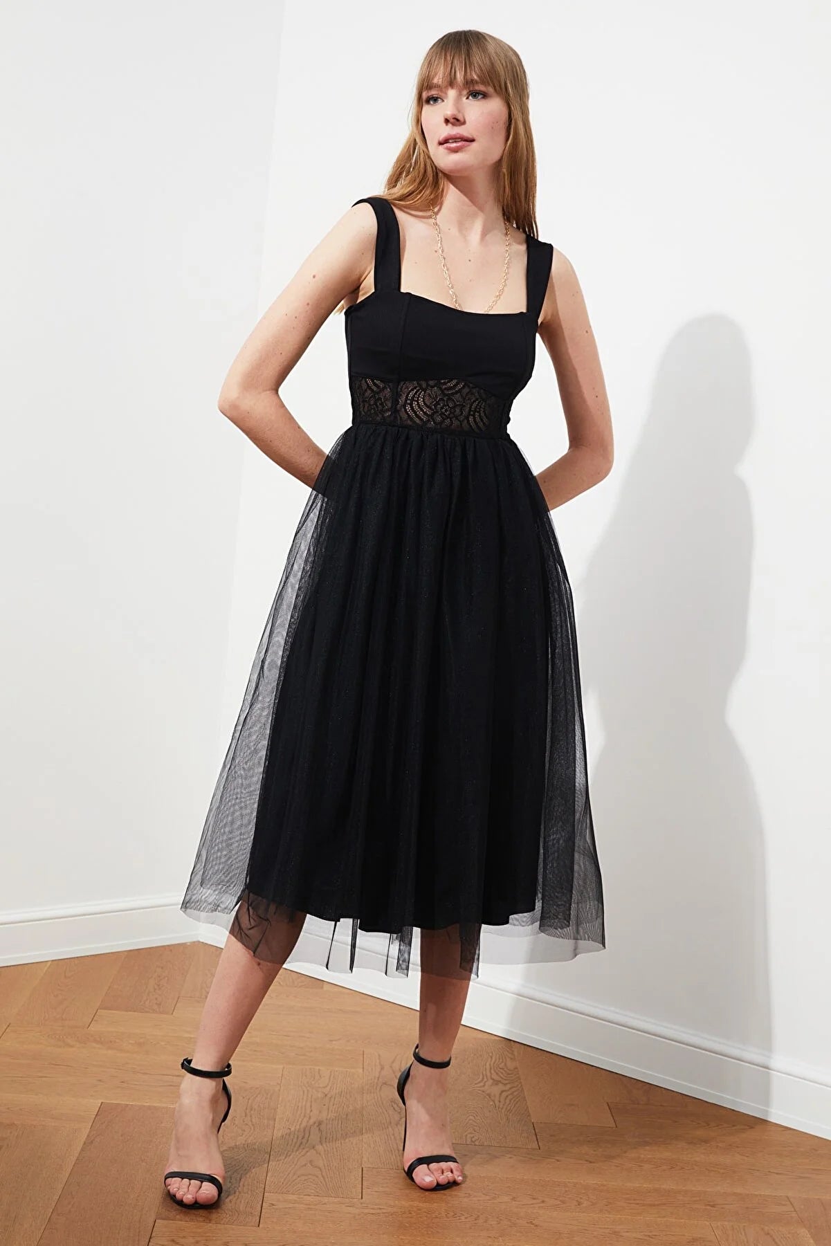 Exclusive Deals Just for You!Black Lace Detailed Underwire Dress