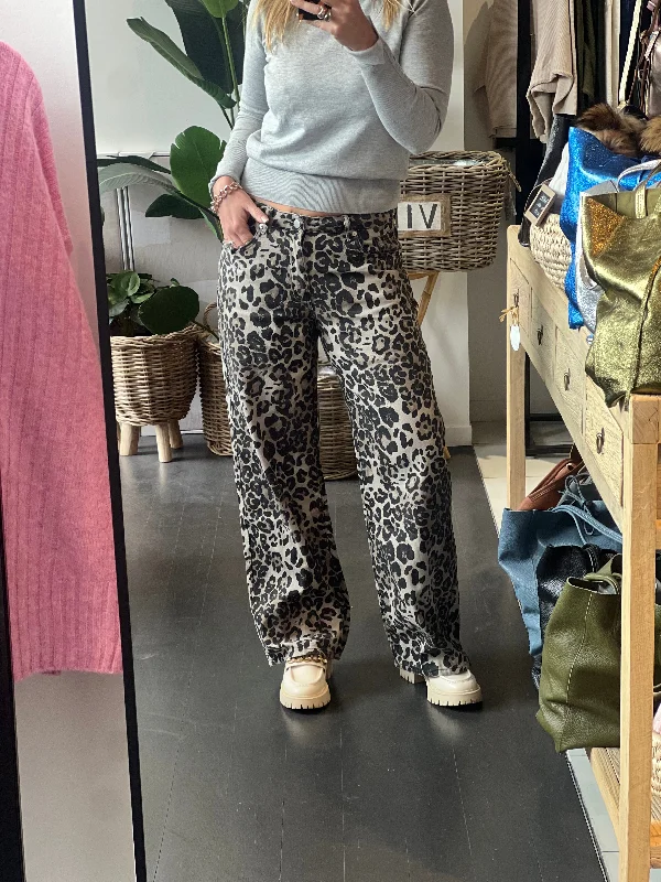 Flash Sale – Act Fast!Leopard Jeans Wide Leg Pants -  Light