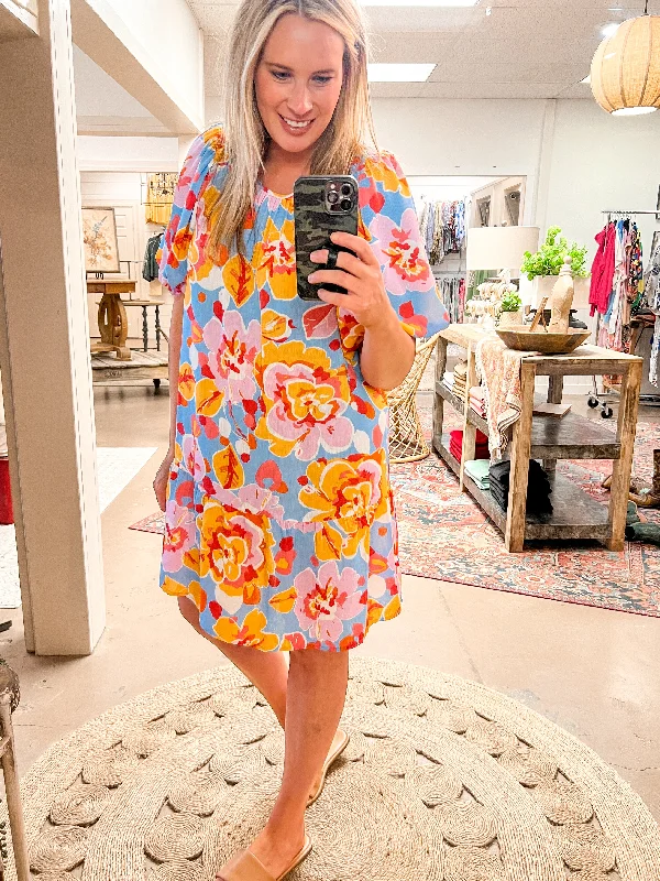 The Best Deals Won’t Wait!TROPICAL PRINT DRESS