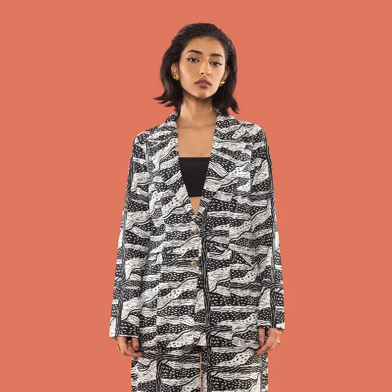 Massive Price Cuts!Cotton Blazer | Digital Print | White & Black