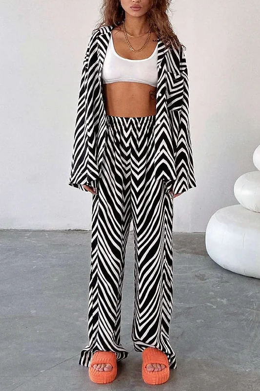 Today’s Deals, Tomorrow’s Regrets!Zebra-stripe Print Notched Lapel Pocket Shirt And High Waist Pants Set Today’s Deals, Tomorrow’s Regrets!Zebra-stripe Print Notched Lapel Pocket Shirt And High Waist Pants Set
