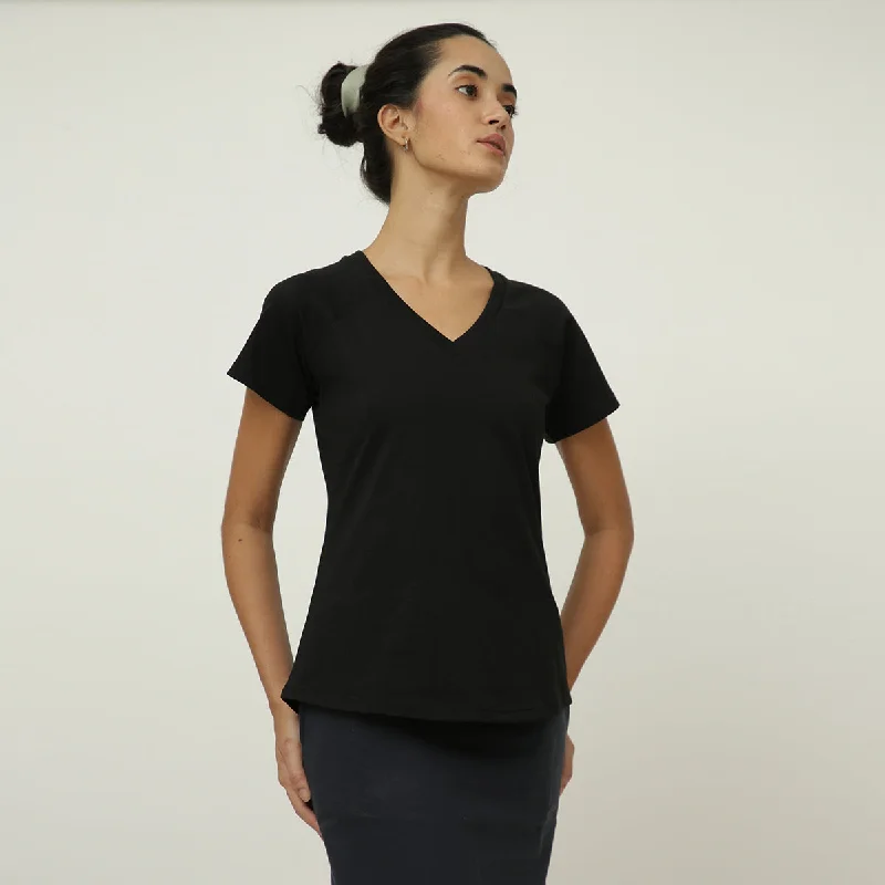 Your Dream Deal is Here!Black T Shirts for Women | Organic Cotton | Raglan Sleeve