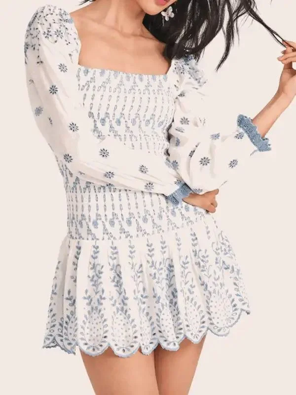 Find Your Perfect Deal Today!Blue and White Porcelain Embroidered Bodycon Dress