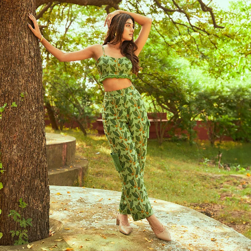 The Sale You’ve Been Waiting For!Linen Co-Ord Set for Women | Bralette & Trousers | Green The Sale You’ve Been Waiting For!Linen Co-Ord Set for Women | Bralette & Trousers | Green