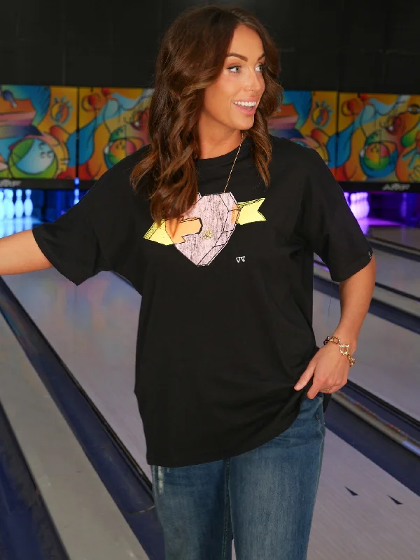Massive Price Cuts!Rebel Club By Shine On Arrow Heart Boyfriend Tee Black