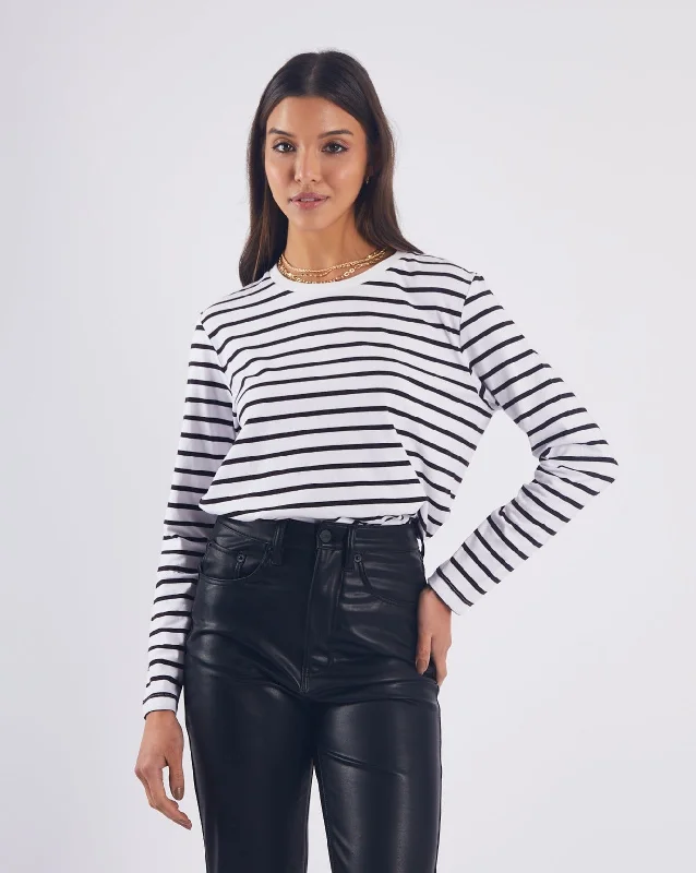 Get More for Less!Petra T-Shirt Black