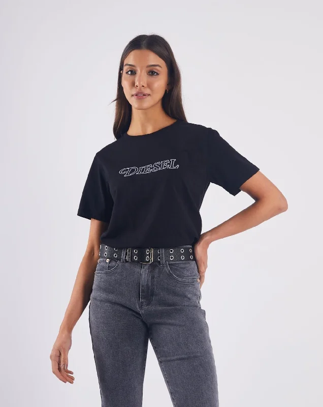 The Sale You’ve Been Waiting For!Sharon T-Shirt Black