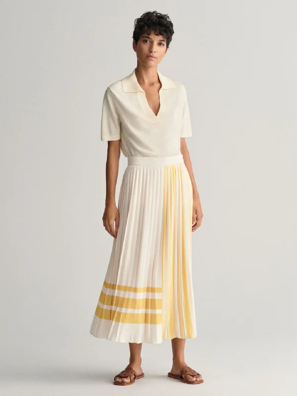 Best Offers of the Month!Gant Women Cream Striped Regular Fit Pleated Skirt